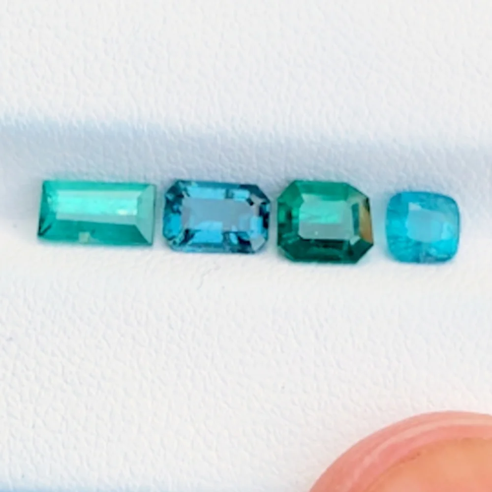 Tourmaline (Paraiba?) Parcel - Picture 1 of 6